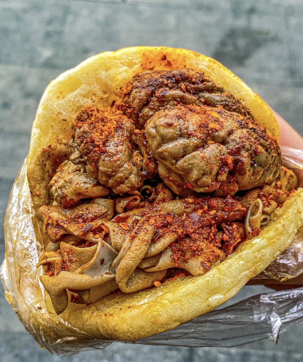 TTshiw's tweet photo. 脑花夹饼🤤 https://t.co/g2JLNCyP0a