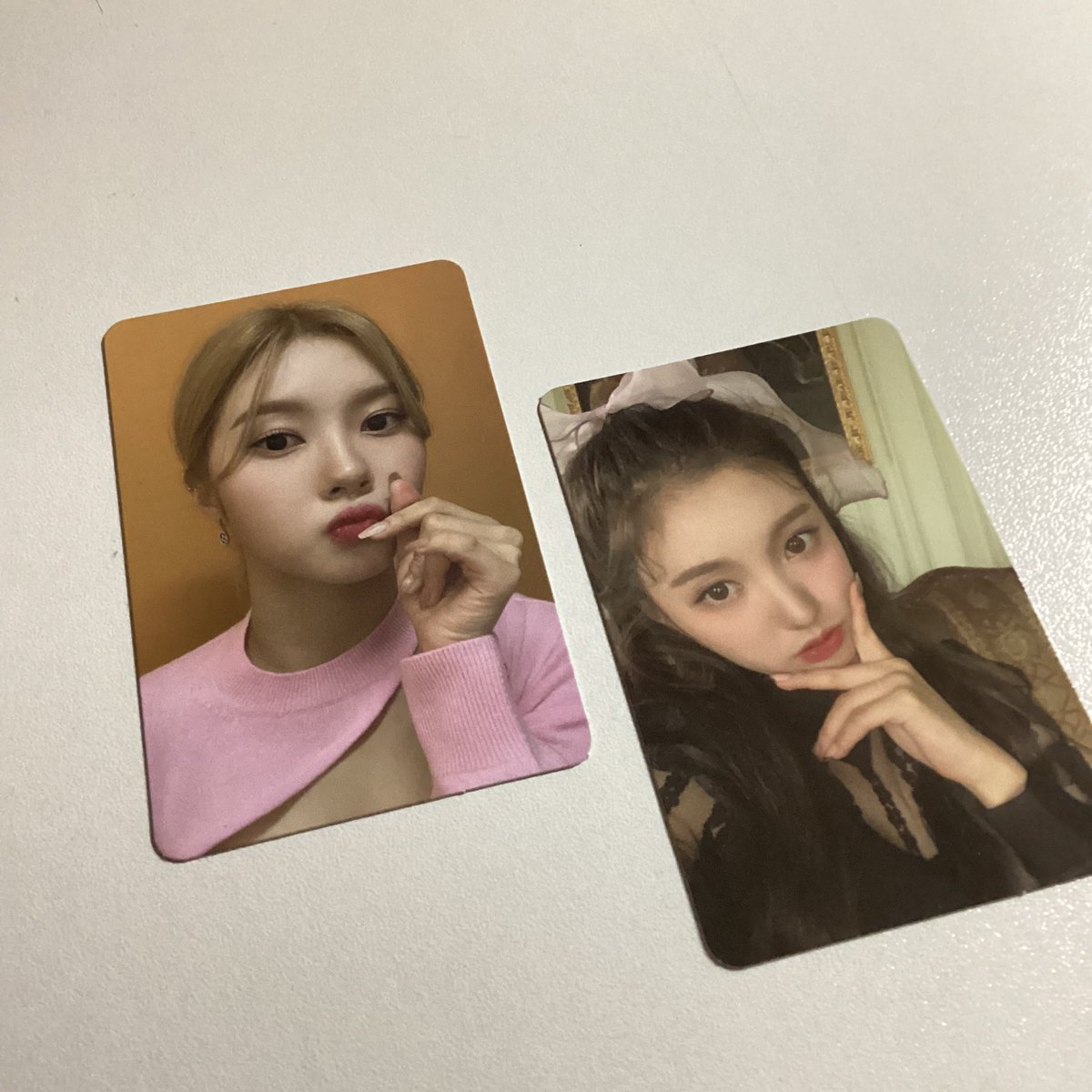 daenijjk's tweet photo. thank you so much @_Desiraee_ for trading with me! Kinikilig ako ganda ni dayeon and yeseo >< Thank you so much for packing them securely and safeky 😁🫶🏻 #nabudolnides https://t.co/SzTMGCsBVZ
