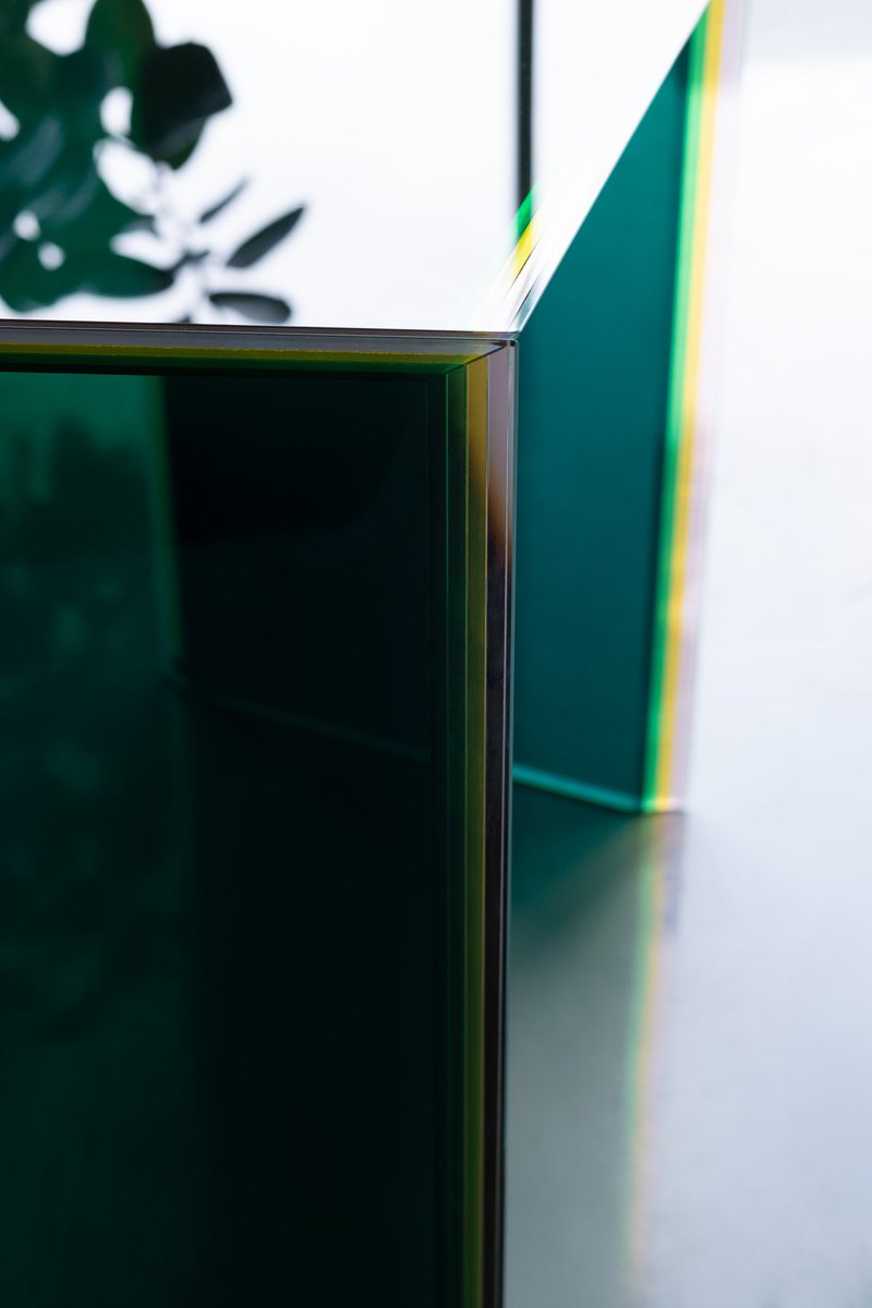 DianaTereshkina's tweet photo. Even when I photograph a piece of interior I tend to make it look artistic. Like this table #glasitalia designed by @PUrquiola
When I first saw this multicoloured glass table at #pretto_wonderful I was fascinated by its design and it inspired me to show it in my manner https://t.co/aXd2bPLZC3