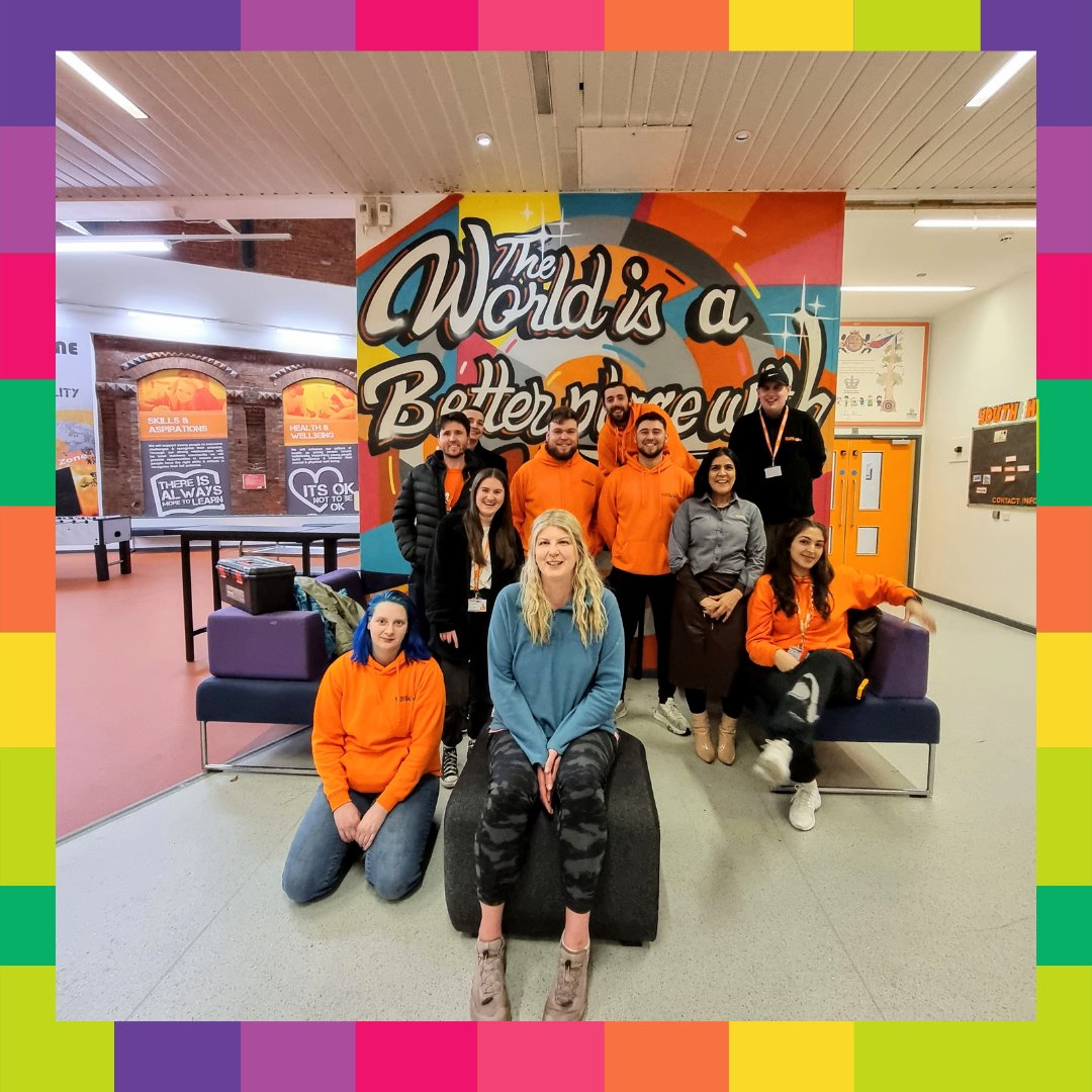 Emma made it to Blackburn Youth Zone  🙌 

Emma enjoyed an art session &amp; chocolate with some of the young people at Blackburn Youth Zone before some much needed sleep 😴  

Thanks Blackburn you have been awesome!! 

88 miles completed so far ✅️

💻 justgiving.com/campaign/WYZKi…