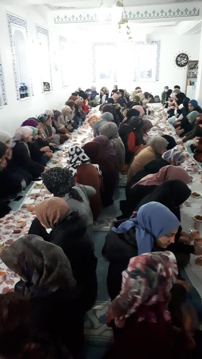 NigdeKYGM's tweet photo. Dün gece kandilimizi dolu dolu geçirdiğimiz bir gece oldu🙋‍♂️

Fadimana Halisdemir Yurdumuz Kampüs Camiinde kandili çoşkuyla eda etti��

Allah kabul etsin 🤲

#BeratKandili https://t.co/HeSGznIKC5