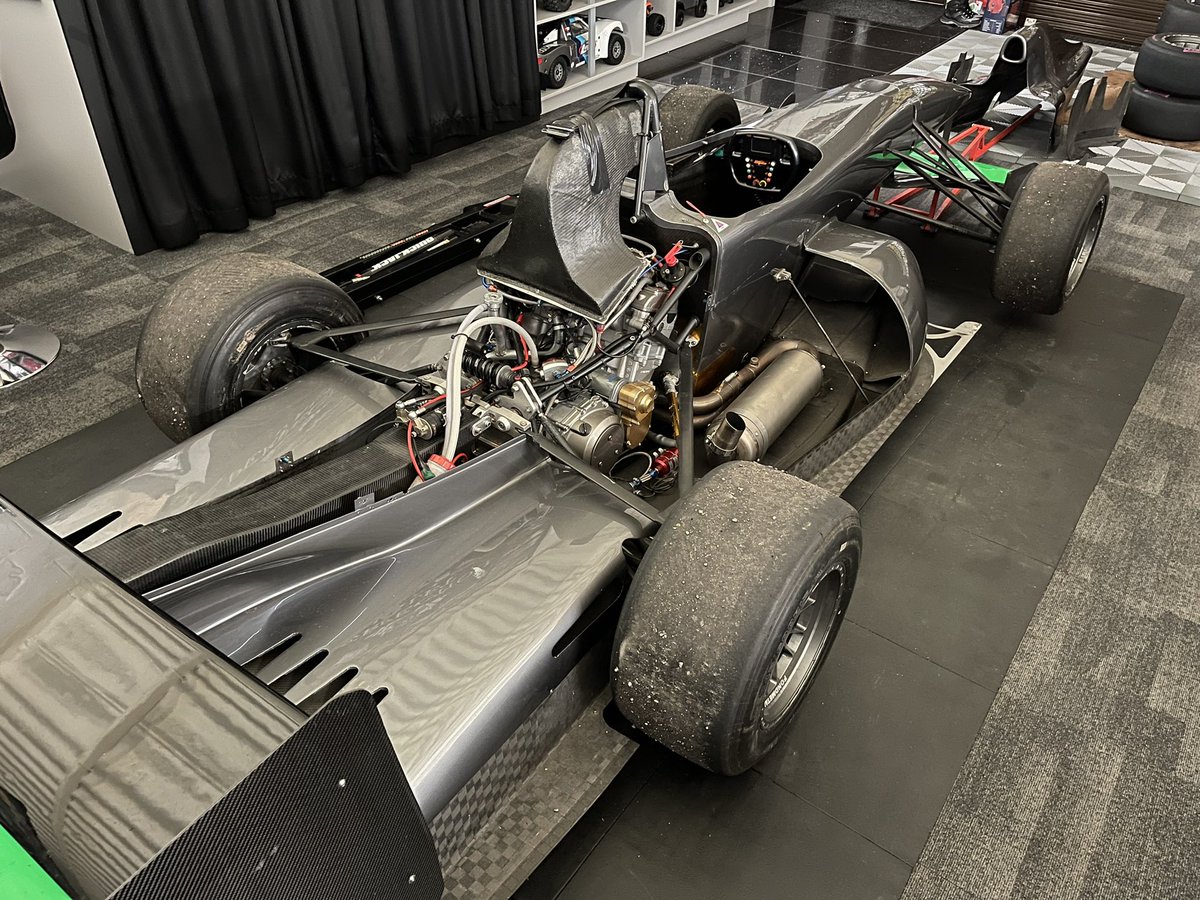 Undoubtedly the quickest car ever in PVHQ. As driven by Guy Martin during his training for Pikes Peak. 
The Empire Wraith runs a 250hp, 1600 Hayabusa motor capable of propelling it to 100mph in 3.5 seconds. Weighing just 300kg. 
In for a thoroughly good polish and slick coatings.