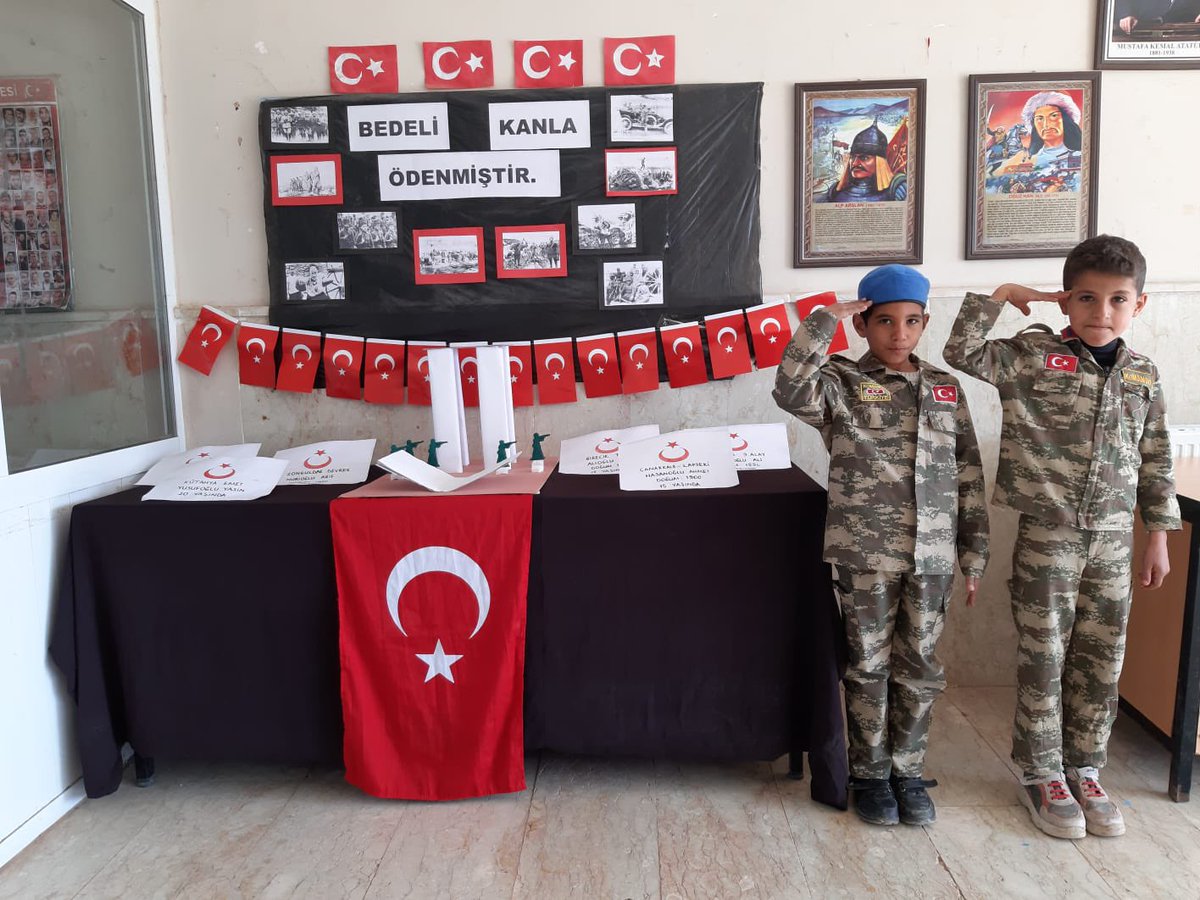 ‘Ey şehid oğlu şehid, isteme benden makber,
Sana âguşunu açmış bekliyor Peygamber.’
Bir destandır Çanakkale, tarihin tozlu yapraklarının şehit kanıyla yazıldığı…
<a href="/MemHarran/">Harran İlçe MEM</a> 
<a href="/ASUTAYMEHMET/">Mehmet ASUTAY</a> 
@Hasanzkikorogli