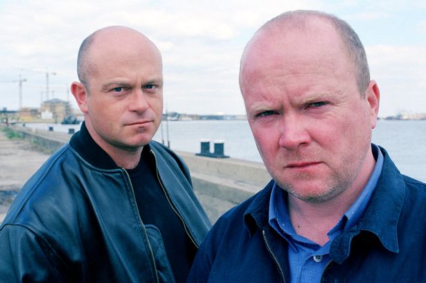 Happy Birthday to Temuri Ketsbaia (54) and Danny Murphy (45) Have a good one lads 