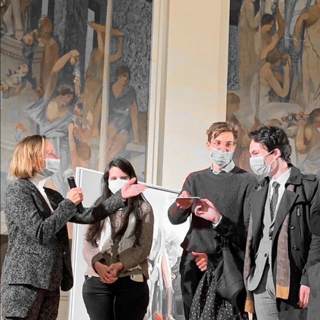 YouthForGoodFR's tweet photo. Et le 1er prix du concours de vidéos Youth For Good sur l’égalité femme-homme est attribué… aux jeunes du Projet Hypatie pour leur proposition d’inscrire les noms de 40 femmes scientifiques au 2ème étage de la Tour Eiffel 👏

Bravo à tous les jeunes et merci à nos partenaires ! https://t.co/B4flcvPr50