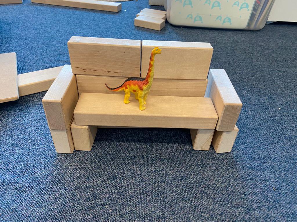 AultmoreParkPri's tweet photo. Miss L has set P2b challenges in the classroom. They’ve been using their dinosaurs to count in 2’s, 5’s and 10’s, creating houses and dens for them to live in as well as furniture so they can take a rest! #contextualisedlearning https://t.co/YIFM2Az802