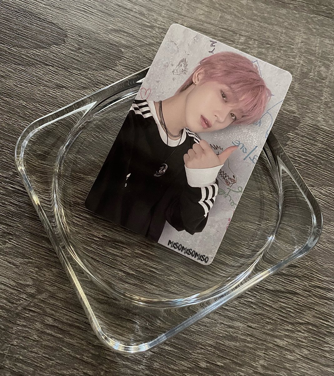 MISOMISOMlSO's tweet photo. •.+ #MlSObuys ~ #heeliftproofs +•.

hello ! @heeliftcart I just got my yzy r2 after almost 3 months but it’s worth the wait,, soo pretty tagala 😭 thank u saur much !!

Sunoo 8p charybdis complete .ᐟ https://t.co/VVohyTpGG6