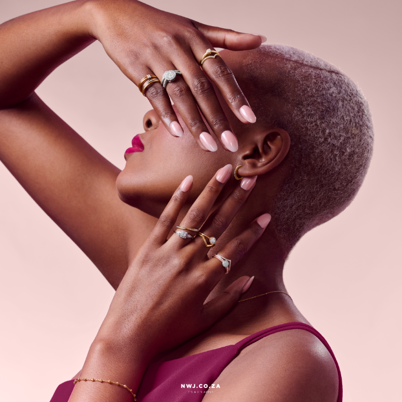 NWJ_Jewellery's tweet photo. Now you can stack & layer your favourite looks for half the price! Shop 9ct Gold & Diamond Rings from R3307.
https://t.co/EP6HWy0kBG
#LOVENWJ
#NWJJEWELLERY
#JEWELLERYLOVE
#LOVEFORALL
#JEWELLERYLOVER
#LUXURY
#NWJSALE
*T’s & C’s Apply https://t.co/Jx6PVfnnPG