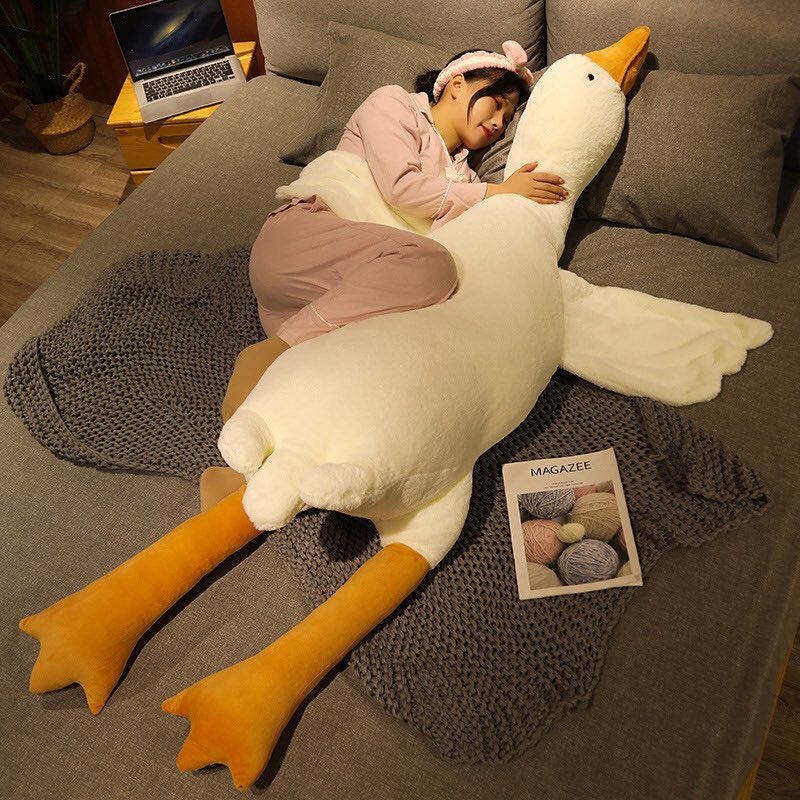 Fcaries__'s tweet photo. ✨ พรีออเดอร์รอบสุดท้าย รับกดเฉพาะไซส์ 190 cm. — 690฿ น้องตัวใหญ่มาก เกือบ2เมตรแหนะ ขนนุ่มและน่ารักมากด้วย นอนกอด,นอนหนุนได้ ใครเล็งน้องไว้สั่งได้ทาง DM นะคะ รอของ 3-4 week +ค่าส่งอีก 50฿ พาน้องไปอยู่บ้านกันน🦢🌷 https://t.co/QrkRsuNC6l