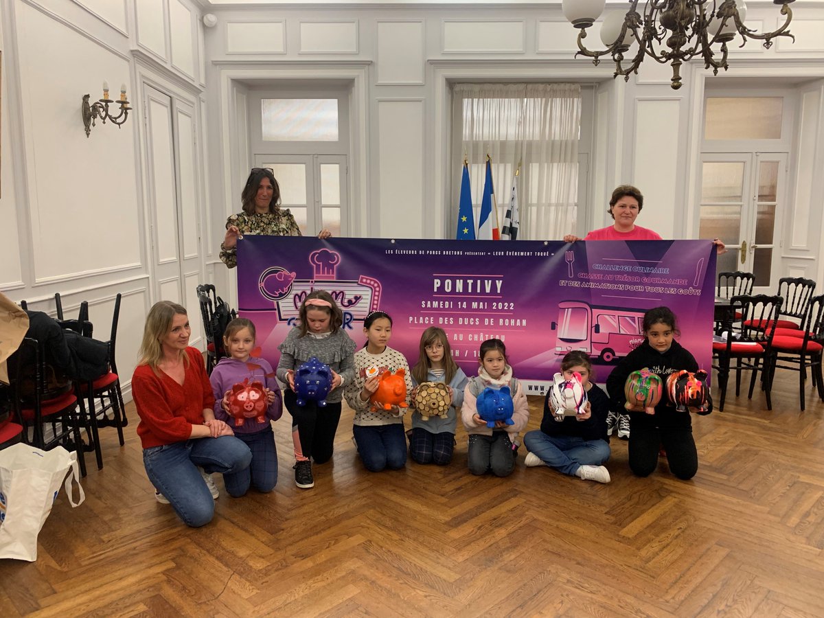 Mercredi a eu lieu notre conférence de presse pour le lancement des inscriptions au challenge culinaire et à la chasse au trésor grandeur nature à Pontivy !📝
Tentez de remporter du matériel de cuisine🍴 et de participer à la grande finale qui se déroulera à Rennes en septembre📍