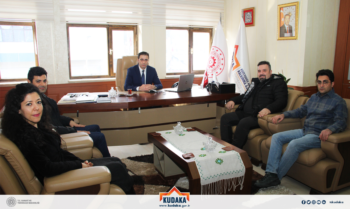 Sosyal medyanın sevilen sayfaları <a href="/eser_bilen/">Eser Bilen Hatay Sandık içi</a> (Hatay Sandık içi) ve <a href="/etbilimi/">Meaty Cheesy</a> (Meaty Cheesy) Ajansımızın ev sahipliğinde bölgemize konuk oluyor. #Bayburt, #Erzurum ve #Erzincan’da 3 gün sürecek çekimlerde bölge mutfağı ve yemek kültürü tanıtılacak.

<a href="/TCSanayi/">Sanayi ve Teknoloji Bakanlığı</a> 
<a href="/KalkinmaAjansGM/">Kalkınma Ajansları Genel Müdürlüğü</a>