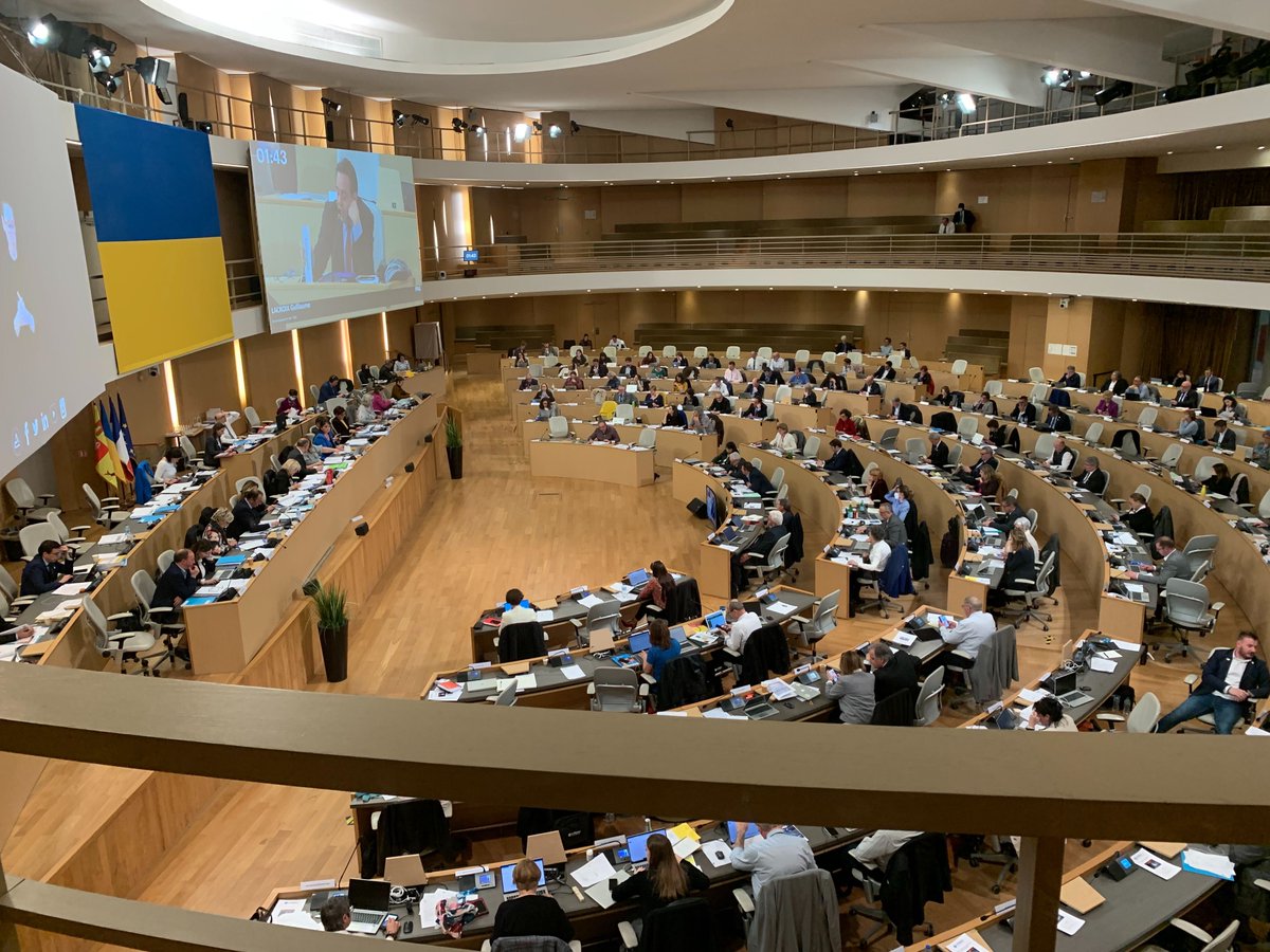 webcastors tweet media