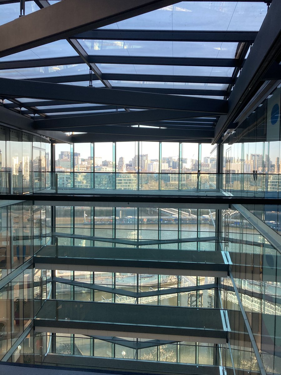 ololade1524's tweet photo. Had a great time hosting this #hybrid event yesterday discussing #InvestmentRiskManagement in #PrivateMarkets. Started the day with a 6am meeting and arrived in #EY #MLP at 7am to prepare for my guests. Thanks to @Hilton More London for the #ExecutiveRoom adjacent to EY offices https://t.co/v89R6vCljt