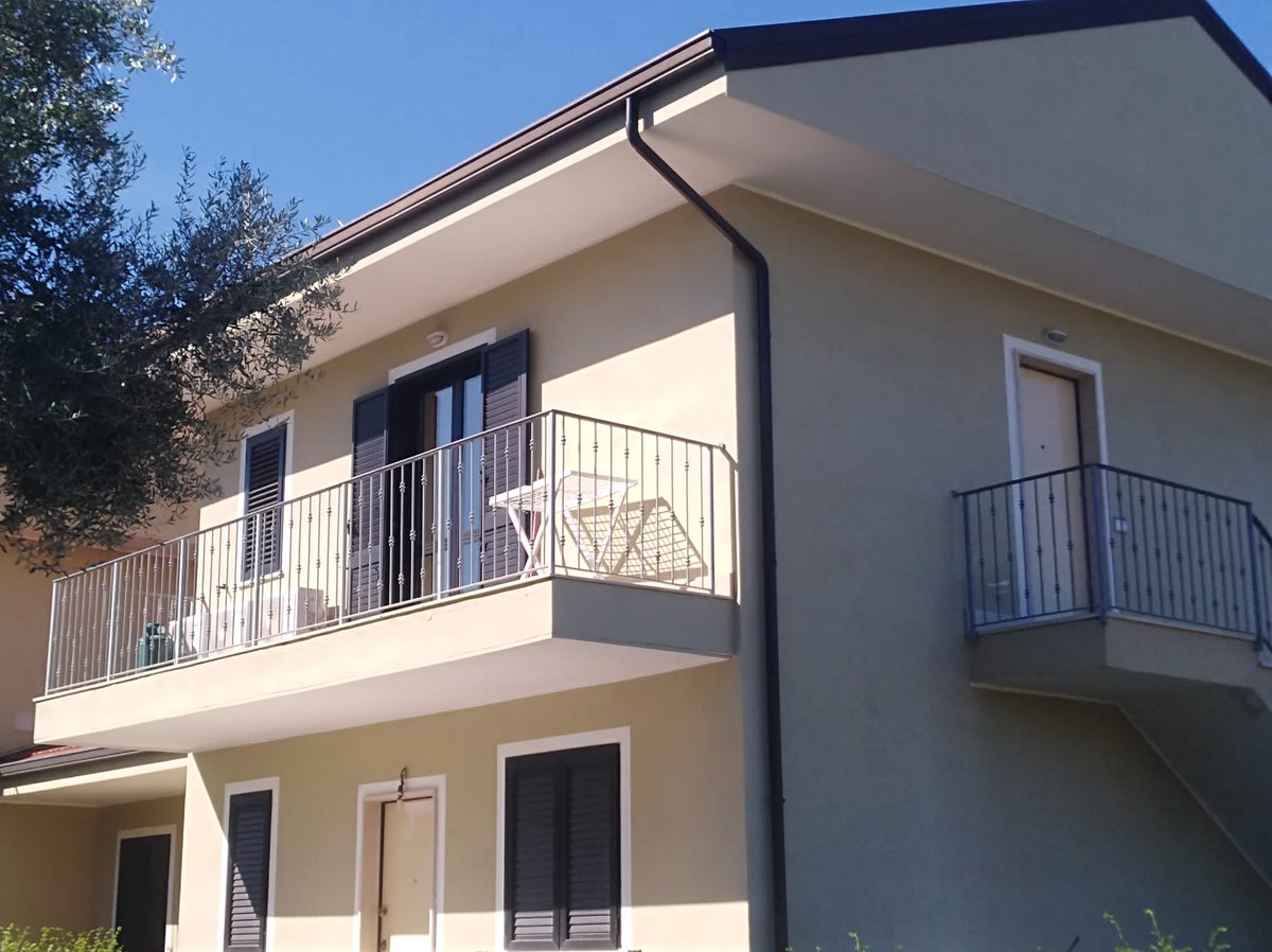 Secondhomeeu's tweet photo. Modern Strand huis Italie voor - €70.000,- incl. airco/verwarming , ingerichte keuken en 200 m2 perceel met parkeerplaats , nabij de meeste (medische) voorzieningen #calabrie #tweedeverblijf https://t.co/4Y9M2jMqkz https://t.co/goa7cef6E0