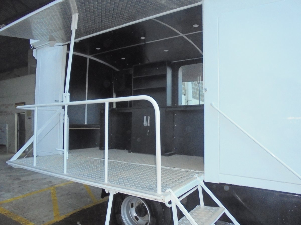 CentreComplete's tweet photo. Our client wanted a mobile salon;  
We converted an FRR to a work station fitted with mirrors, cabinets, sinks, instant hot water flexi showers and a pedicure and manicure lounge.
We will bring idea to life. Contact 0713133969/0721548537

Ksh 500 Atwoli Ichaweri Carrefour M-pesa https://t.co/Vzf9rS1U42