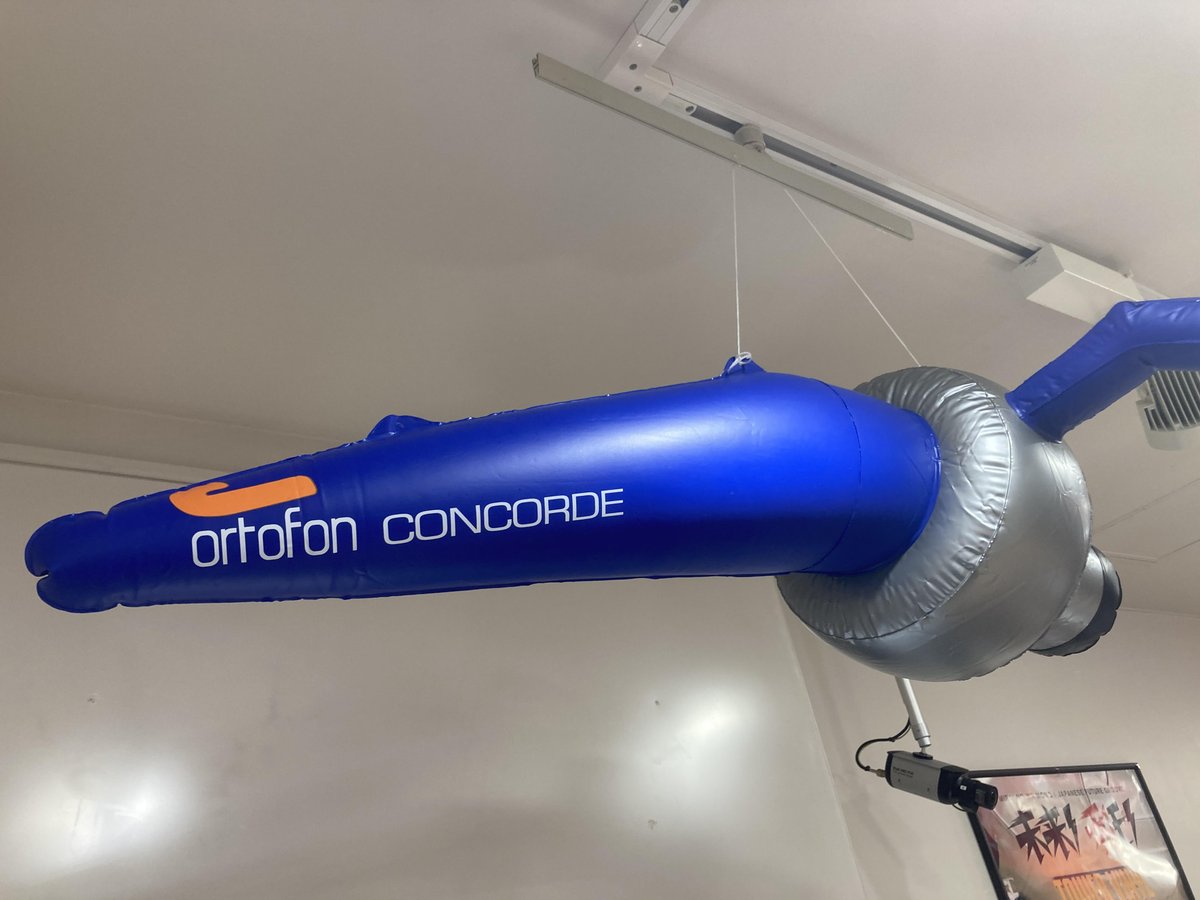 towervinyl's tweet photo. 【#ortfon】
#オルトフォン  DJカートリッジ 当店でも取り扱い開始いたしました～‼️レコードアクセサリーコーナーにて展開中！目印はでっかいカートリッジバルーン✨
お気軽にお問い合わせ下さいませ～‼️

#towervinyl https://t.co/2vFATJ3pdr