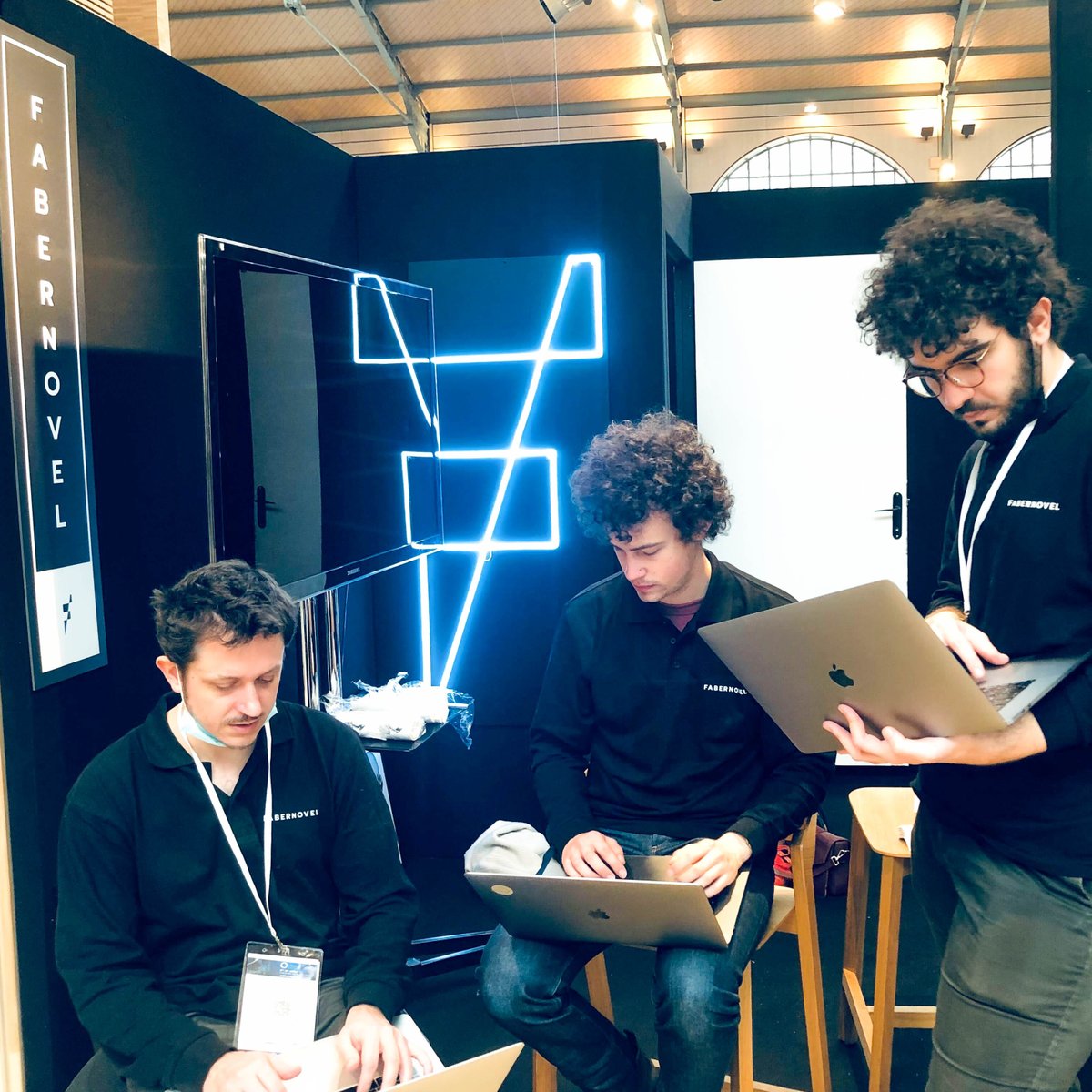 Fabernovel's tweet photo. Entrez dans le #Métavers avec nous !
Ces jeudi 17 et vendredi 18 mars, nos experts vous accueillent au #SalonVirtuality au Carreau du Temple à Paris, pour vous emmener à la découverte d’expériences (très) immersives.
Venez nous rencontrer !
Inscriptions 👉https://t.co/hPtCn00mtF https://t.co/gdsEqHeK0k