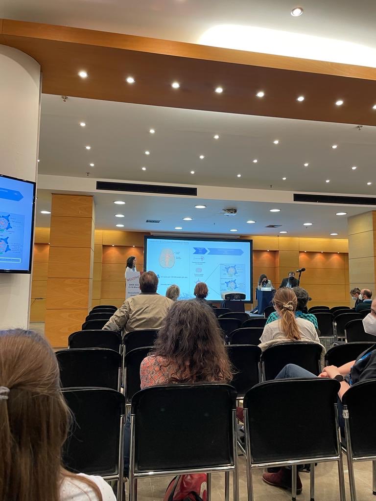 MartinLab_Ach's tweet photo. Excellent talk by our PhD Student Ana Joya at #EMIM22 on the deleterious effect of hyperglycemia after subarachnoid haemorrhage in rats, Bravo Ana🍾🍾🍾🌺🌺💪💪 @ESMI_society @Llop_Lab @sergiamaro @AchucarroGlia @CICbiomaGUNE https://t.co/KAC6KawUj2