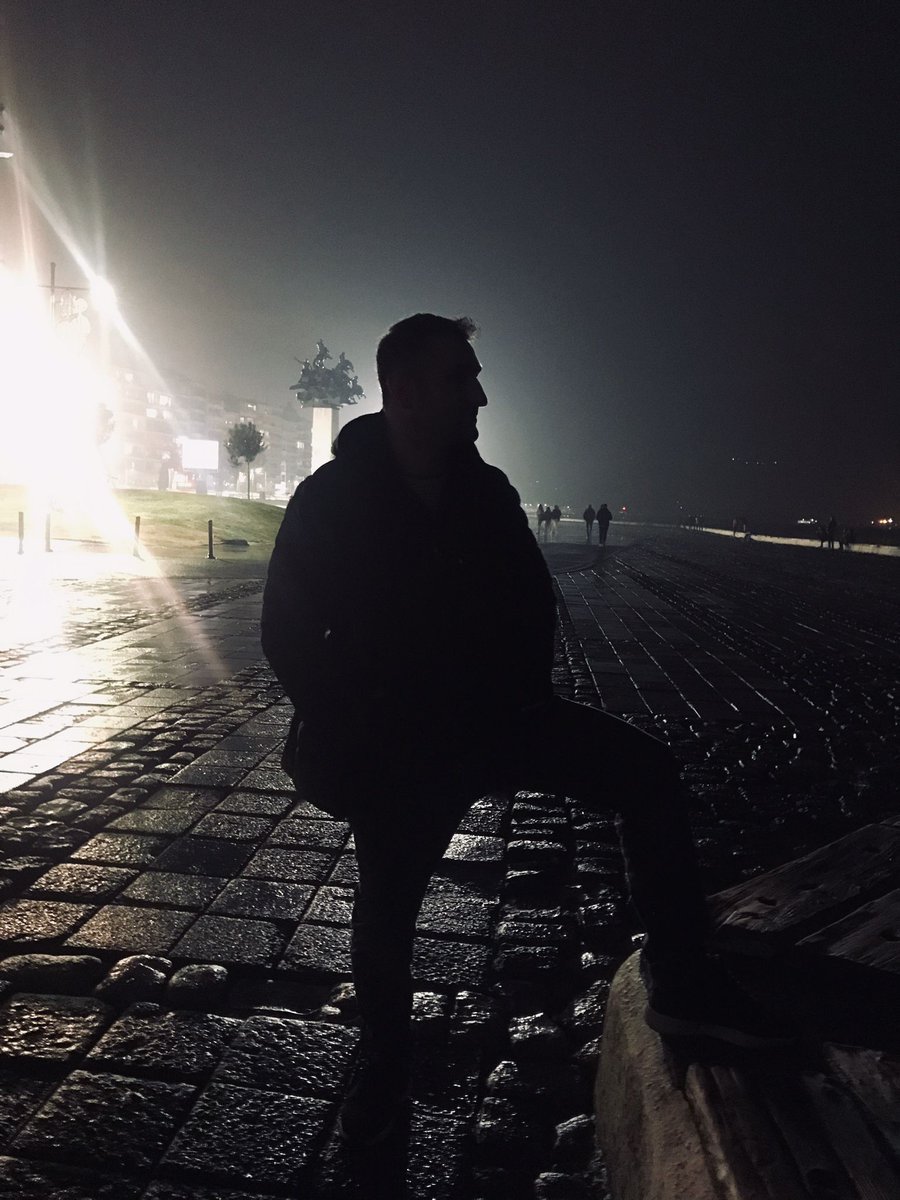 İzmir_Bay_J (@mekan3560) on Twitter photo 