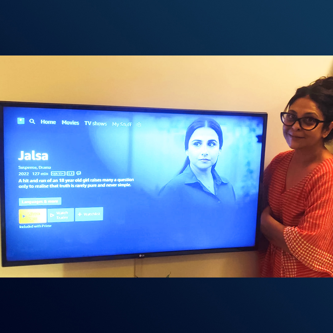 PrimeVideoIN's tweet photo. all settled to unveil the truth? 🔍  
#JalsaOnPrime #FirstDayFirstStream https://t.co/UBjDH3hrS0