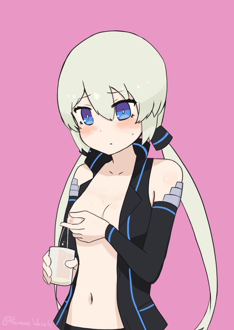 おっぱい出てるほう…… 