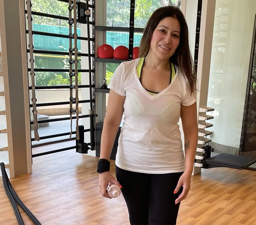 mahekamirpuri's tweet photo. Happy Holi Everyone ❤️
#myholi #happyholi #holi #greatworkouttoday #feelingflushed https://t.co/vkF7vRPaFw