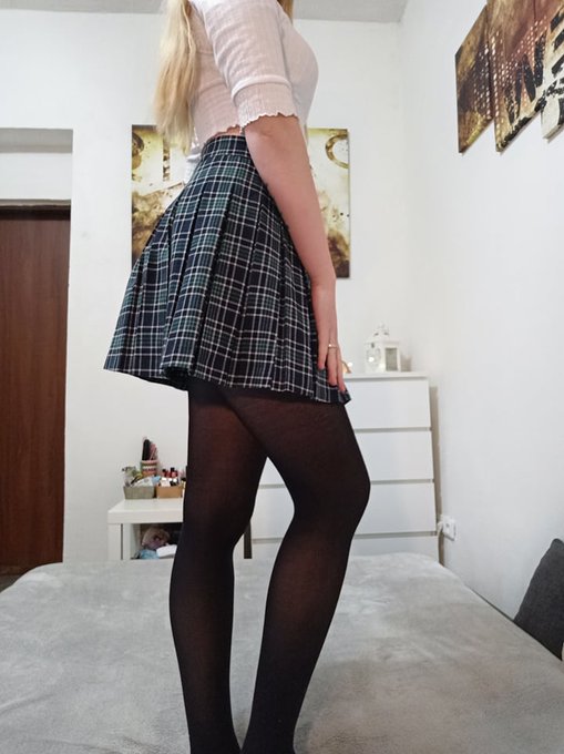 Hello, Today is my Birthday! ❤️🎁 If you want to support me, you can VIA Onlyfans! 7 days FREE as a gift<a href="/tag/follow"class="tags"><span>#follow</span></a><a href="/tag/girls"class="tags"><span>#girls</span></a><a href="/tag/birthday"class="tags"><span>#birthday</span></a><a href="/tag/likeme"class="tags"><span>#likeme</span></a><a href="/tag/amateurvideo"class="tags"><span>#amateurvideo</span></a>