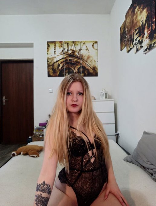 Hello, Today is my Birthday! ❤️🎁 If you want to support me, you can VIA Onlyfans! 7 days FREE as a gift<a href="/tag/follow"class="tags"><span>#follow</span></a><a href="/tag/girls"class="tags"><span>#girls</span></a><a href="/tag/birthday"class="tags"><span>#birthday</span></a><a href="/tag/likeme"class="tags"><span>#likeme</span></a><a href="/tag/amateurvideo"class="tags"><span>#amateurvideo</span></a>