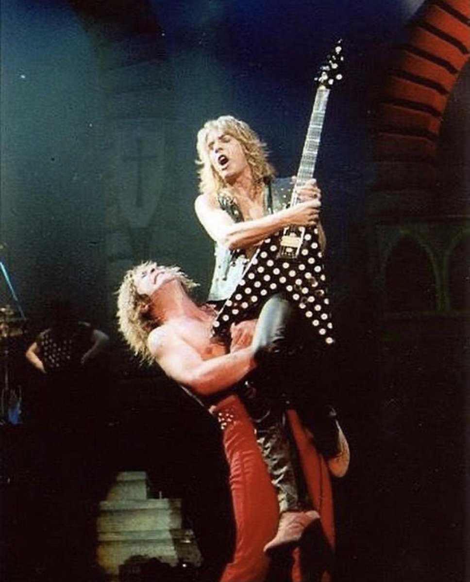 OzzyOsbourne's tweet photo. March 18, 1982
Randy’s final show
Knoxville, Tennessee https://t.co/TbPzl2SlAI