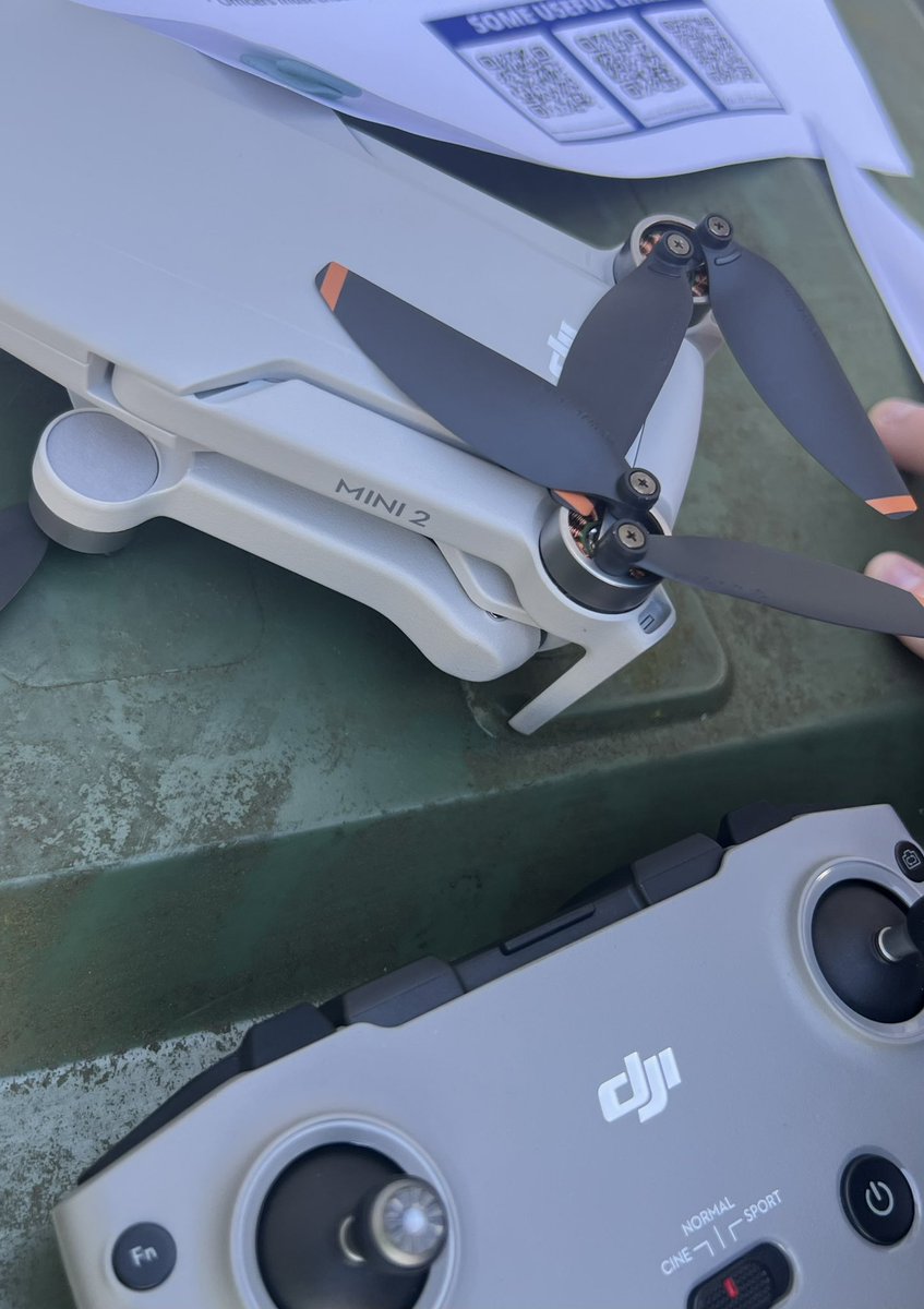 dronesWMP's tweet image. Just spoken with a male who was flying a drone illegally within the @bhx_official flight restriction zone. On this occasion we took the opportunity to educate the pilot, encouraging future safe and legal drone use! @BHX_Police #operationforeverwing