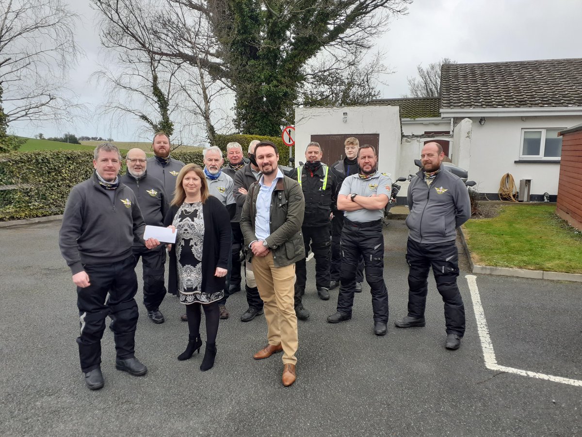 StCatherinesSCA's tweet photo. It was a pleasure to meet some of the @ClondalkinMcc last Saturday. They presented us with a cheque for funds raised by the biking community for Haughton House, where one of the club members' children attends for respite. Thank you all for this fantastic act of kindness! 💙😊💙 https://t.co/6HnMwsPmtc