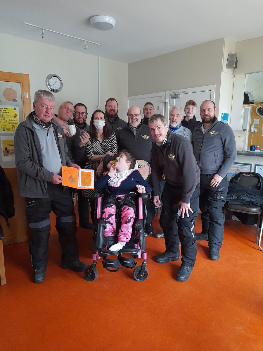 StCatherinesSCA's tweet photo. It was a pleasure to meet some of the @ClondalkinMcc last Saturday. They presented us with a cheque for funds raised by the biking community for Haughton House, where one of the club members' children attends for respite. Thank you all for this fantastic act of kindness! 💙😊💙 https://t.co/6HnMwsPmtc