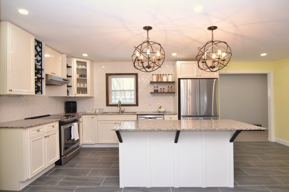 JamieMcRemax's tweet photo. 🔥HOT NEW LISTING🔥
8692 10th Sideroad, Adjala
$849,900
For more info visit: https://t.co/6rsP7Yv5Fi

#JamieMcGinty #Remax #RemaxHallmark #NewTecumseth #Alliston #Allistonhomes #Beeton #Orangeville #mono #monocliffs #RealEstate #Realtor #Realty #ForSale #JustListed #NewHome #Home https://t.co/eVbjy52JHN