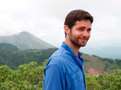 EBTSOYP's tweet photo. Fully rested after March Break? Come kick off next week in style with a triple header with World Class Diver @jillheinerth, Rainforest Protector @CallieBroaddus and Volcano Aficionado @georuzo! Come register today at
https://t.co/t54BnDmz9z
#explore https://t.co/4zCZbtcyCX
