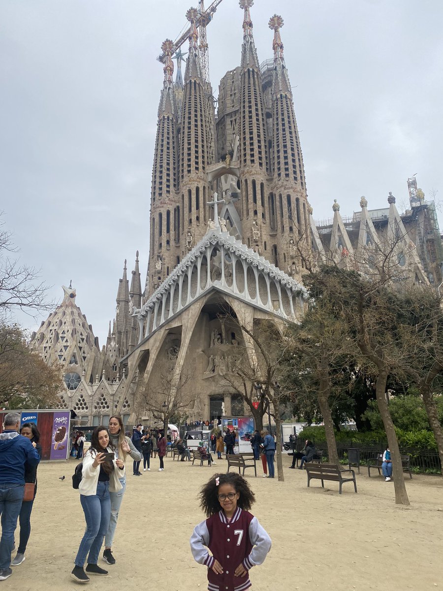 MahliPerry's tweet photo. Having a great time in Barcelona, shooting a TV commercial. #freetime #exploring #ChildActor https://t.co/ZoiaxsaeVJ