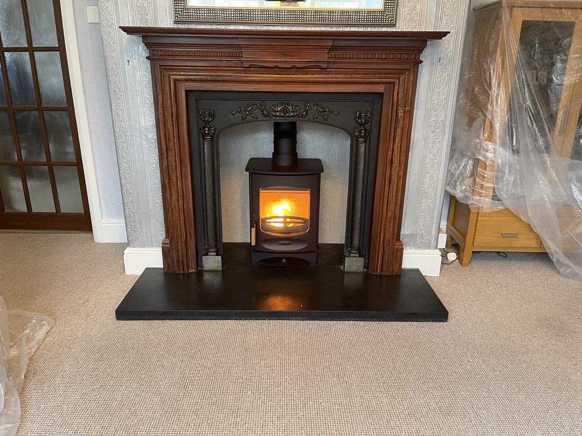 ben_exestoves's tweet photo. Couple of this weeks Charnwood Installations @CharnwoodStoves https://t.co/ckv7M45Own