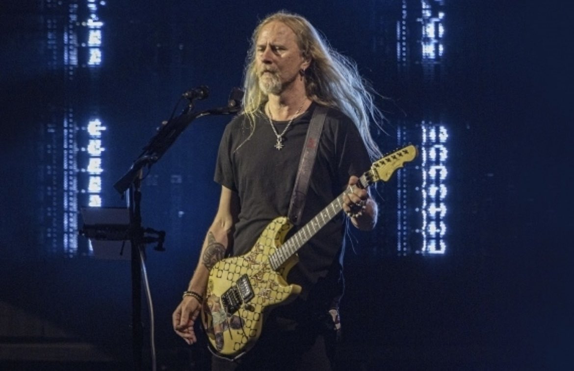 Happy Birthday Jerry Cantrell 