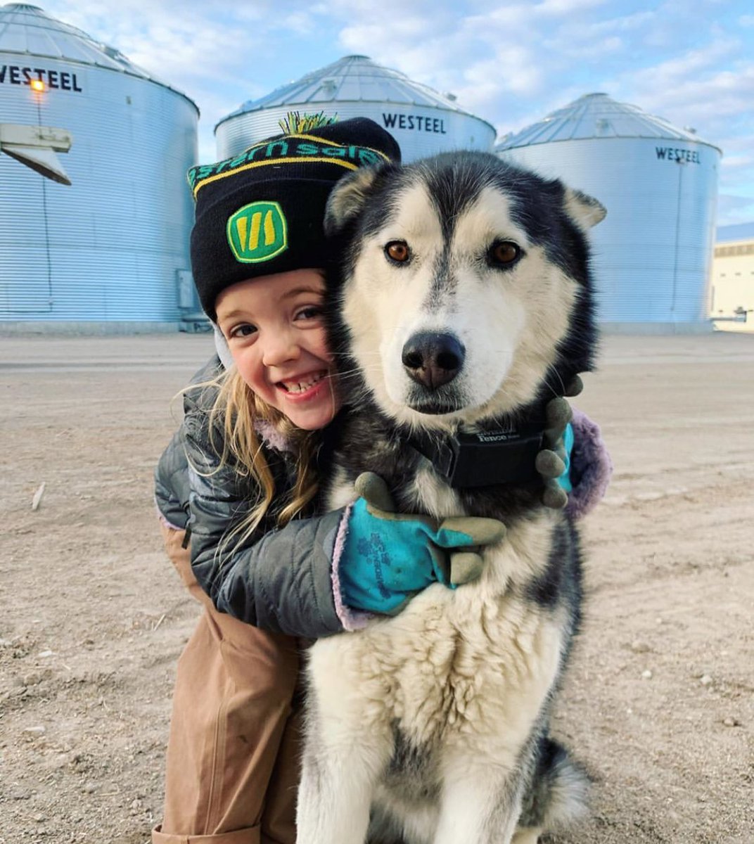 The best of buddies!💕
📷<a href="/_nicoleconnor/">Nicole Connor</a>