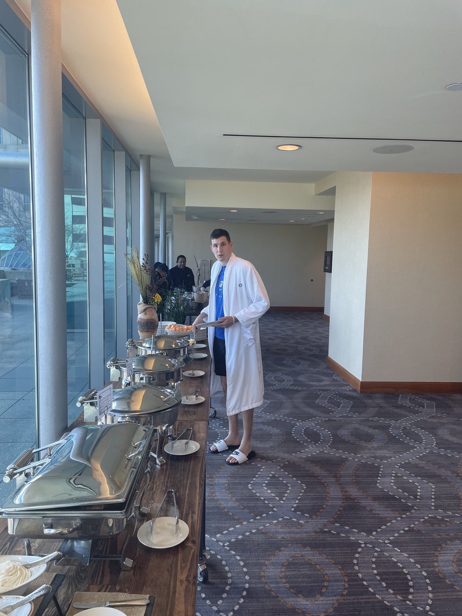 Coach McDermott tweet media