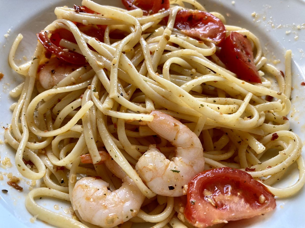 ɢᴇᴏʀɢ ᴀʟʙʀᴇᴄʜᴛ  tweet media