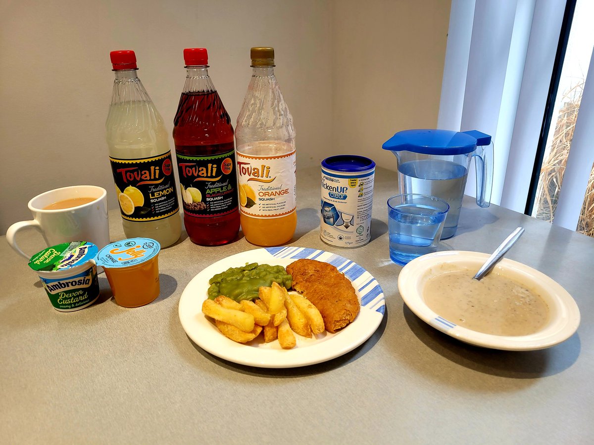 DLoungeSCO's tweet photo. Today for #NutritionAndHydrationWeek, we have offered our patients, along with hot food, a range of drinks. We also offered jelly, a 125mls of hydration in an appetising format.  Although we offer drinks immediately on arrival, it's nice to show what we do have available. https://t.co/6kWLPtBQmc