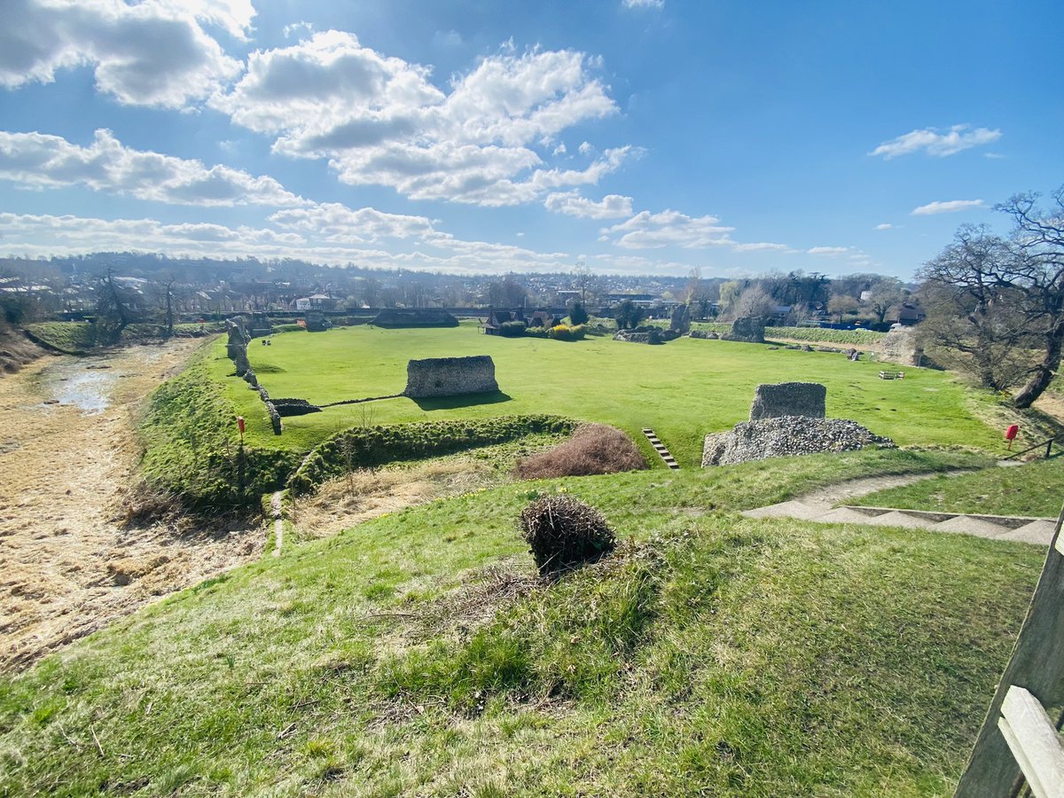 Berkhamsted Castle tweet media