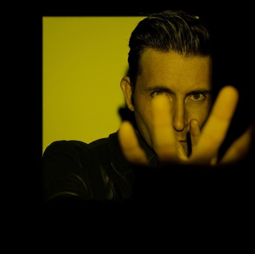 MusicNewsWeb's tweet image. Music-News.com Binary Drift release new indie-pop single 'Velvet Hearts' - #binarydrift @binarydrift #VelvetHearts dlvr.it/SLxFvG