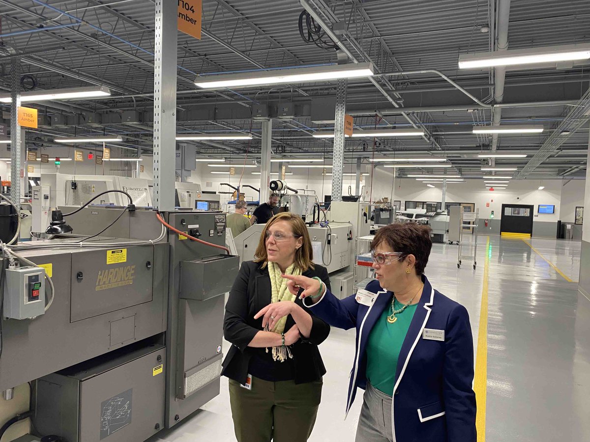 Thank you Michelle Lane, Lynn Livingston, and the women's empowerment engagement team at <a href="/horsteng/">Horst Engineering</a> for hosting <a href="/CONNSTEP/">CONNSTEP</a>'s Beatriz Gutierrez for a tour of your terrific new #EastHartford facility and sharing the work you're doing to bring more women into #manufacturing. #MadeinCT