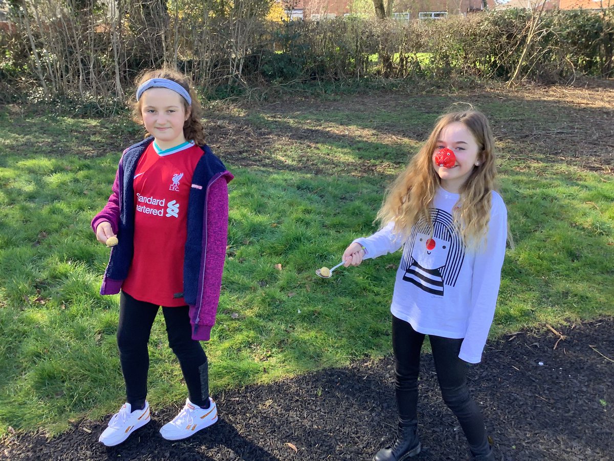 LordsgateCE's tweet photo. A fantastic effort by Year 4 on the comic relief obstacle course today.#lordsgate #RedNoseDay https://t.co/cQWk8dHYjl