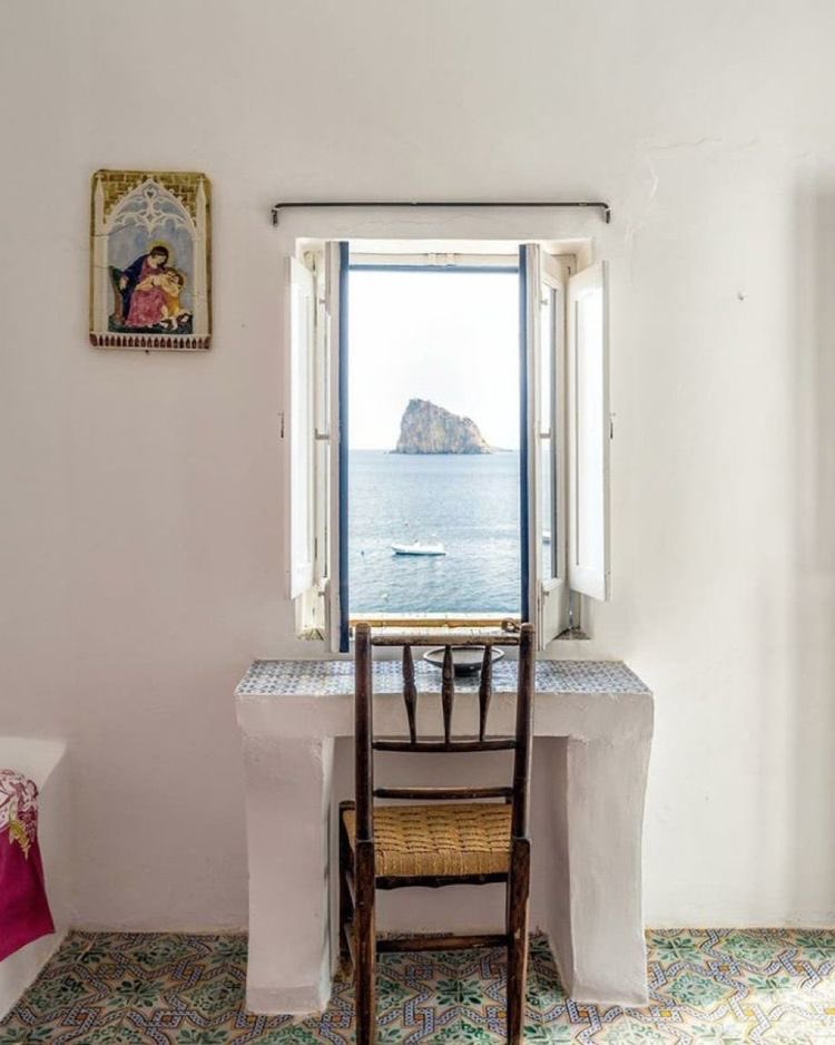 lavitalenta tweet media