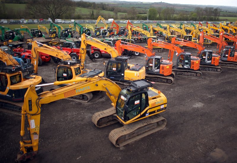 OHR_Global's tweet photo. Global construction equipment sales grew 10% last year. High demand &amp; long lead times mean a similar volume of equipment is forecast to be sold in 2022. More details: https://t.co/wICToBR7Ke https://t.co/izpIphNvdc