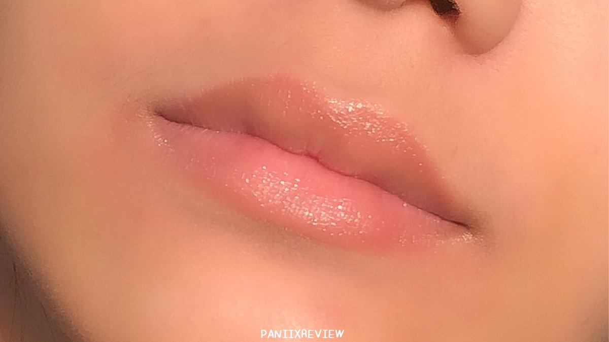 paniixreview's tweet photo. ได้ของเล่นใหม่ น้อง soft lip จาก oyess ✨ น้องนำเข้าจากเยอรมัน แพคเกจคือน่าร้าก น้องสีม่วงเป็นสูตร extra care เหมาะกับคนปากแห้ง กลิ่นละมุนฟีลโคโค่นัท น้องสีเหลืองเป็นสูตร ginger กลิ่นสดชื่น ทั้ง 2 สูตรคือให้ความชุ่มชื้นดี แต่ยังสบายปากคับ♥︎ #ใช้ดีบอกต่อ #ไว้รีวิวห้ามขายของโว้ยย https://t.co/oM3urXcRFJ