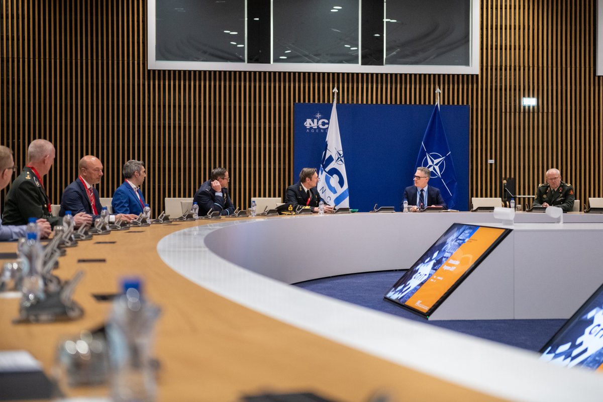 nato_ncia's tweet photo. 🤝 Several representatives from the Dutch Ministry of Defence @Defensie @JIVC_Defensie visited our facilities in The Hague 🇳🇱 this week to discuss:

✅ Technology

✅ Innovation

✅ Industry relations https://t.co/Z7W72ct1lO