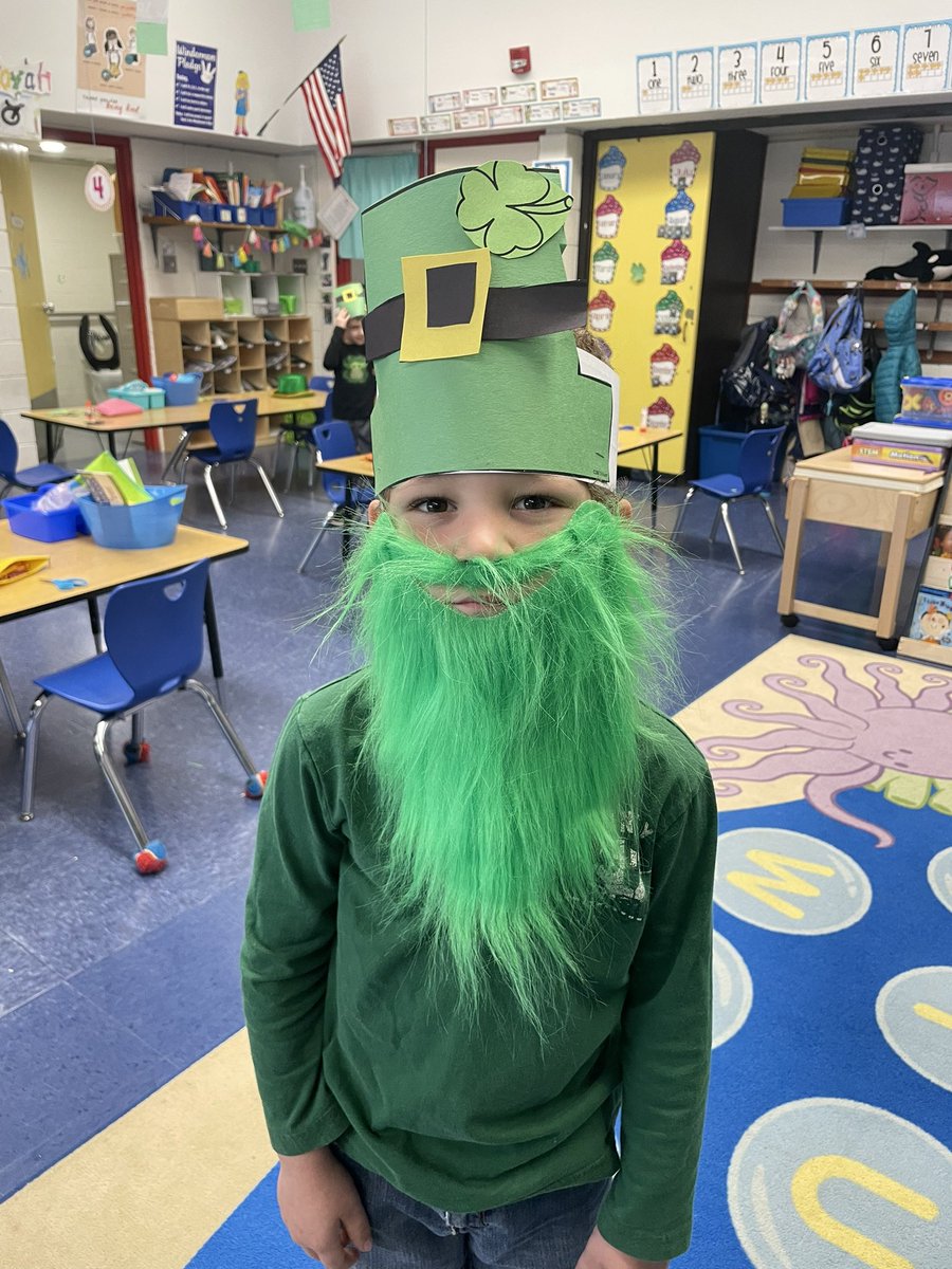 DebbieHurlburt's tweet photo. What a St. Patrick’s Day we had! It was full of surprises! Maybe we’ll catch Lucky next year!#StPatricksDay #Kindergarten https://t.co/2VJphCpsRE